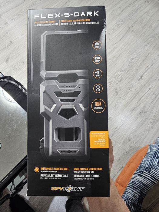 Cameră Vânătoare SpyPoint FLEX-S-DARK - Solară, 4G, 40MP, Invizibilă (No-Glow)