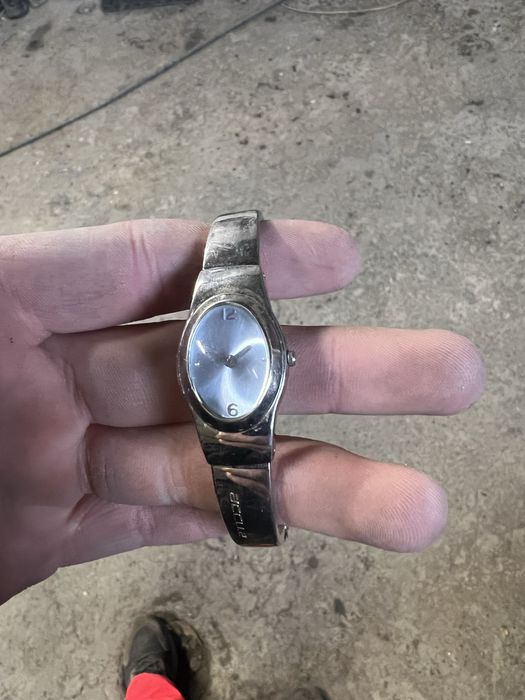 Ceasuri la bucata sau mai multe 70 lei bucata