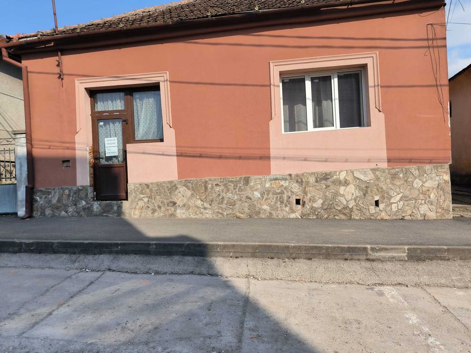 Casa de vanzare.