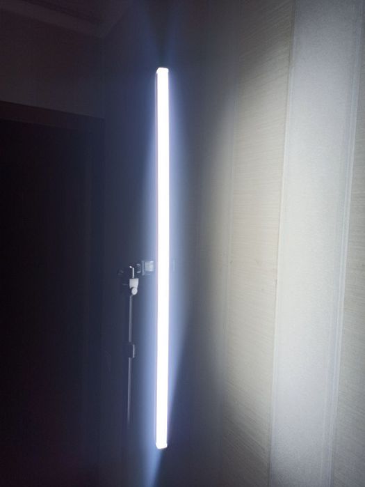 LED освещение для фото/видео с регулировкой угла наклона. 90 см. Новое