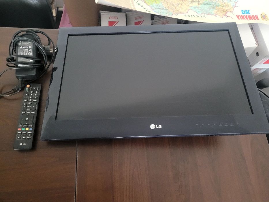 De vânzare tv lg diagonala 65cm
