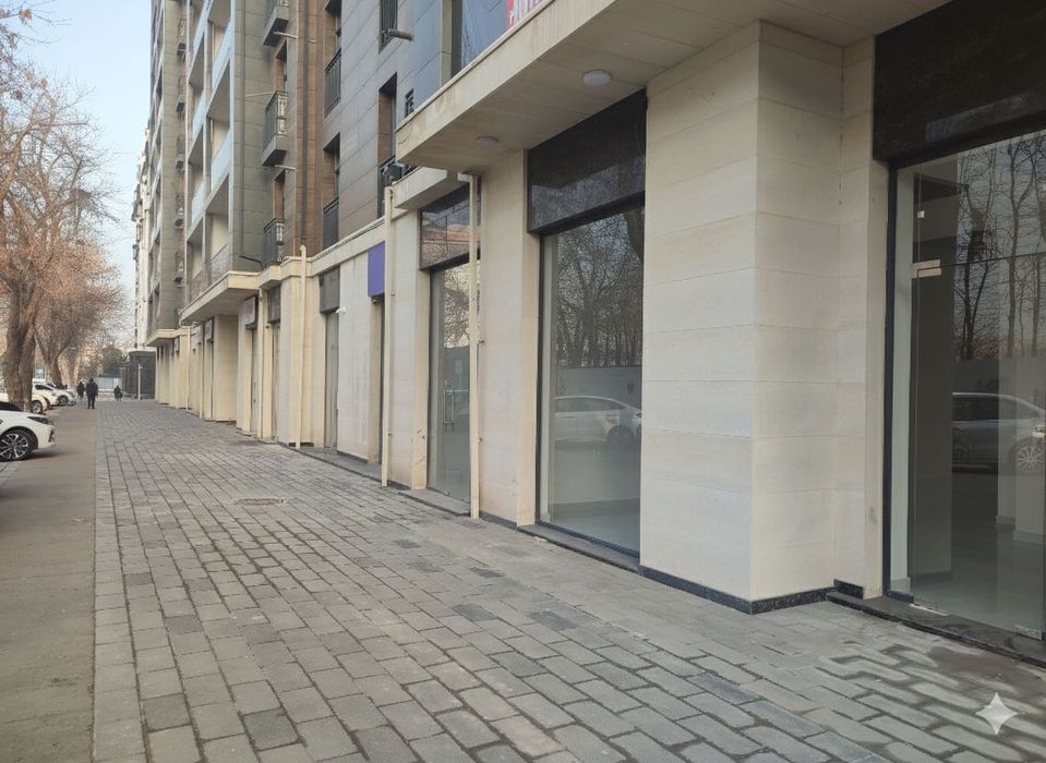 Сдается в аренду коммерческое помещение в Чиланзаре Первая линия (AX)