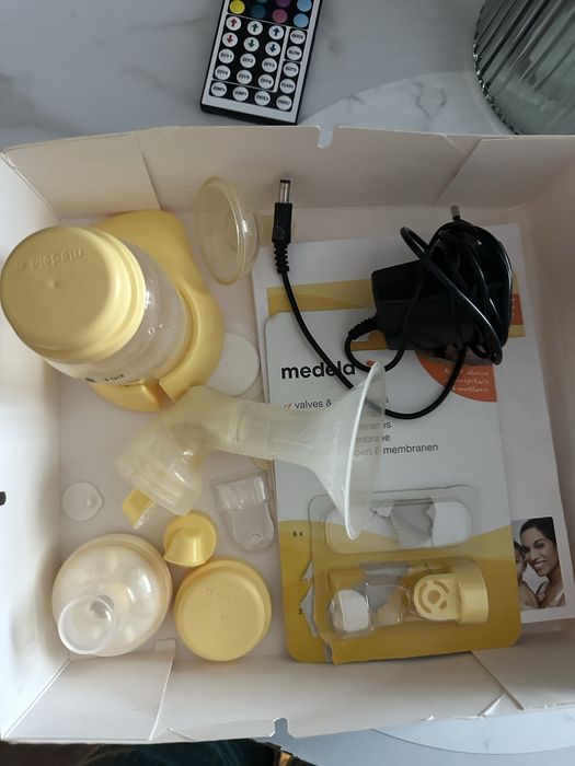 Pompa de san electrica Medela Swing set complet