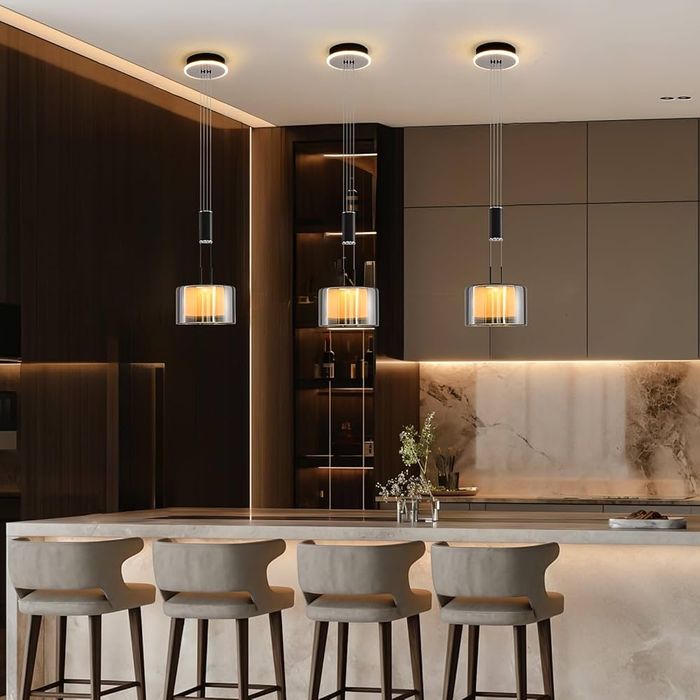 Pendul LED modern 3 becuri crom cu abajururi din sticlă telecomandă reglabil pe înălțime dimabil pentru masă dining și insulă bucătărie