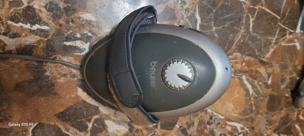 Aparat de masaj Beurer tip MG 70, cu infrarosu