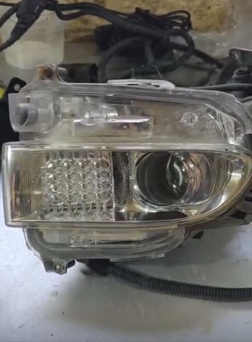 Решетка радиатора Lexus GS350 Highlander Hybride и обычные