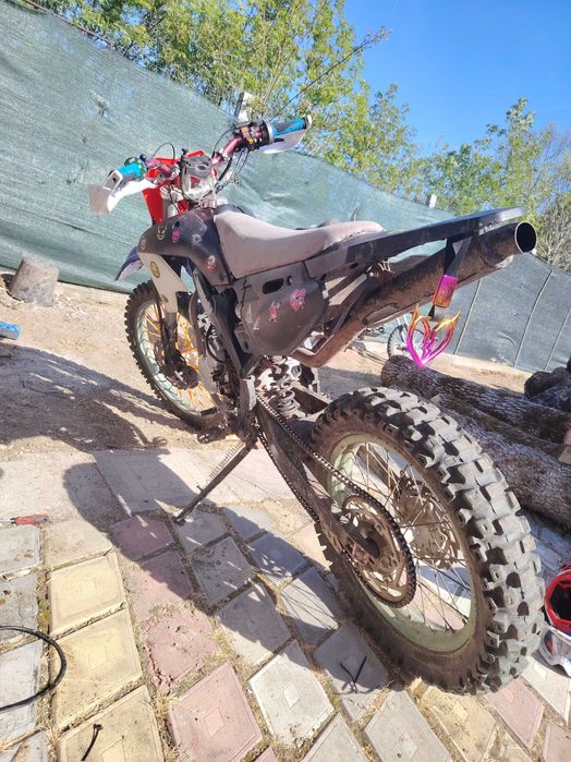 Vând kawasaki 250cc 4t