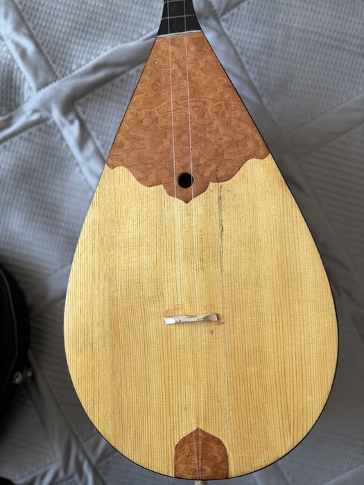 Продам домбру бу