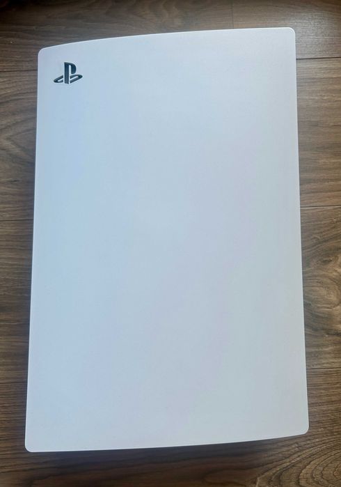 Sony PlayStation 5 Disc Edition (825GB) + Chroma Indigo контролер + DualSense Charging Station