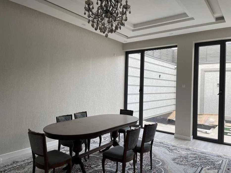 СРОЧНО! Сдаётся Евродом на Центр Луначарского / id888 /