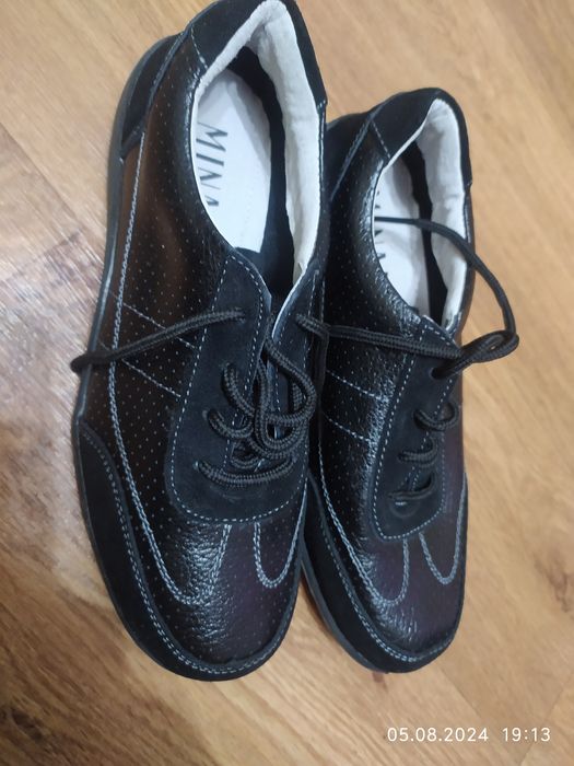 Туфли спортивные размер 35