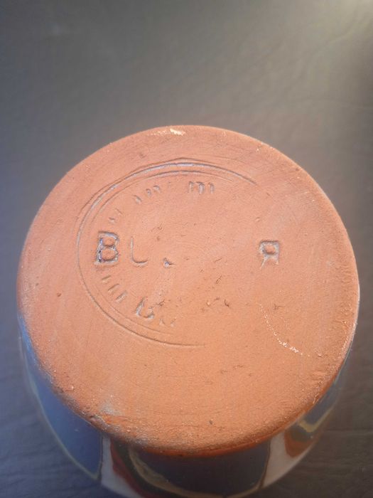 Рисувана глинена малка ваза - Българска