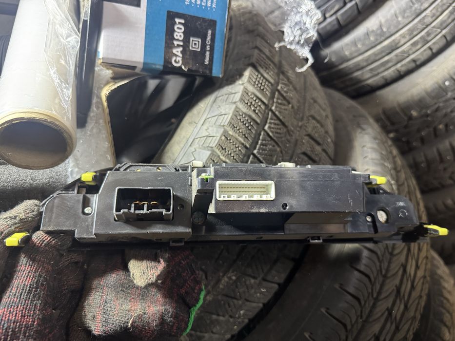 Климат контроль, на камри 35,