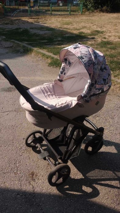 Детска количка 2 бр.