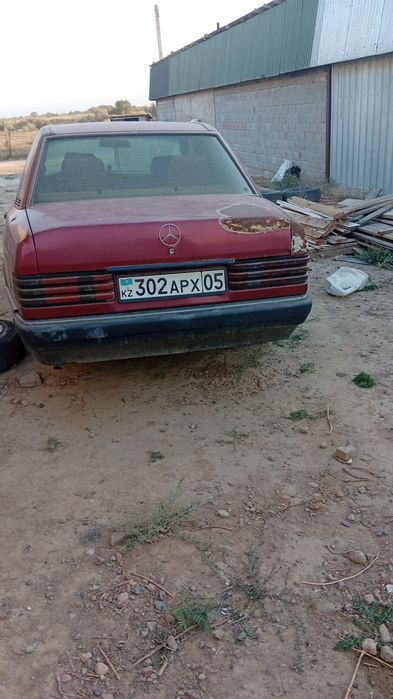 Mercedes Benz E190