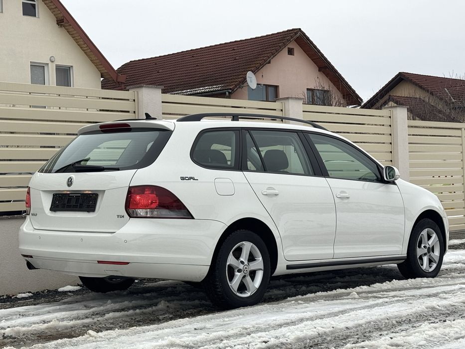 Volkswagen Golf 6 - Diesel  Euro5 - Navigatie / Klimatronic / Senzori