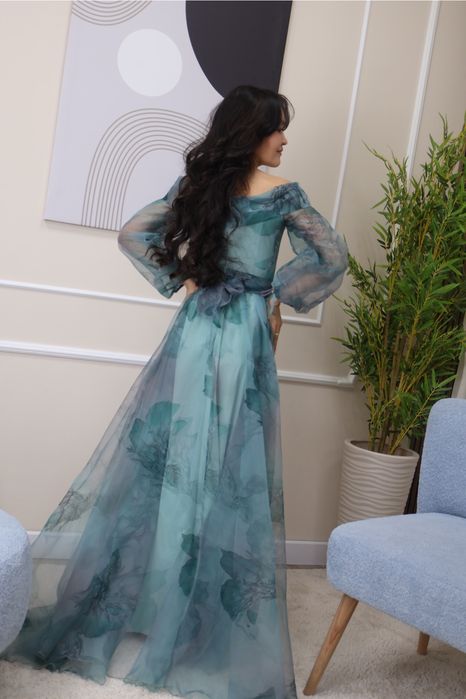 срочно продается вечернее платье