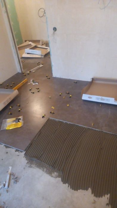 кафел ва стяжка   хизматларимиз Тез ва сифатли