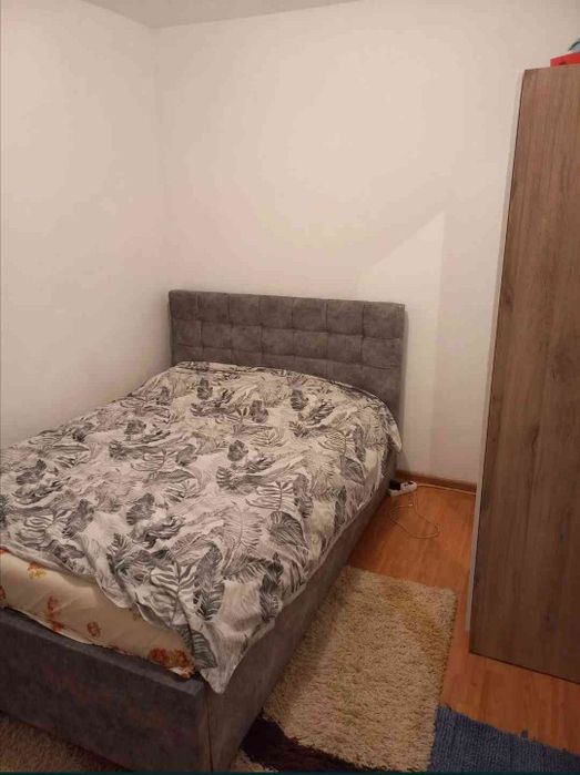 Vând garsonieră conf 1