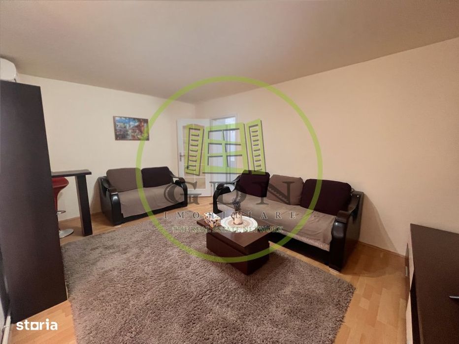 Apartament 3 camere, decomandat, cartier Cornitoiu, zona Liceul Bibesc — fotografia 1