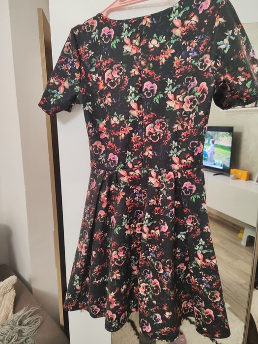 Дамска рокля размер S