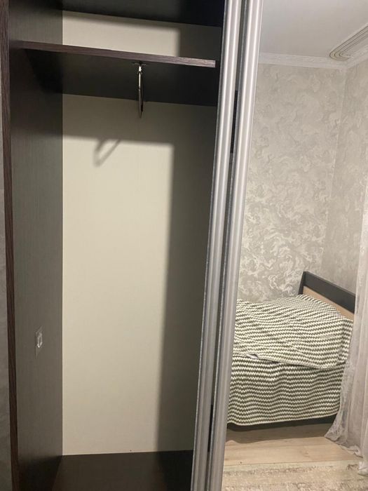 Продаю шкаф купе