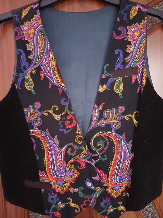 Vesta si bluza  pt femei mar M