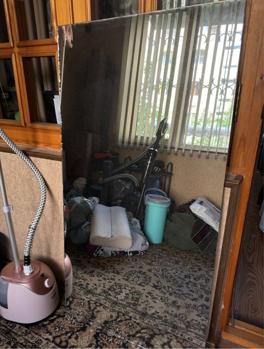 Продается зеркало. Отрезное