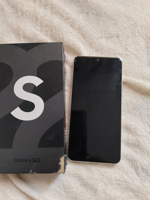 Samsung galaxy S 22...128 gb
