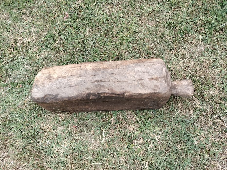 Piua lemn  70 cm lungime  21 lățime și 18 inaltime