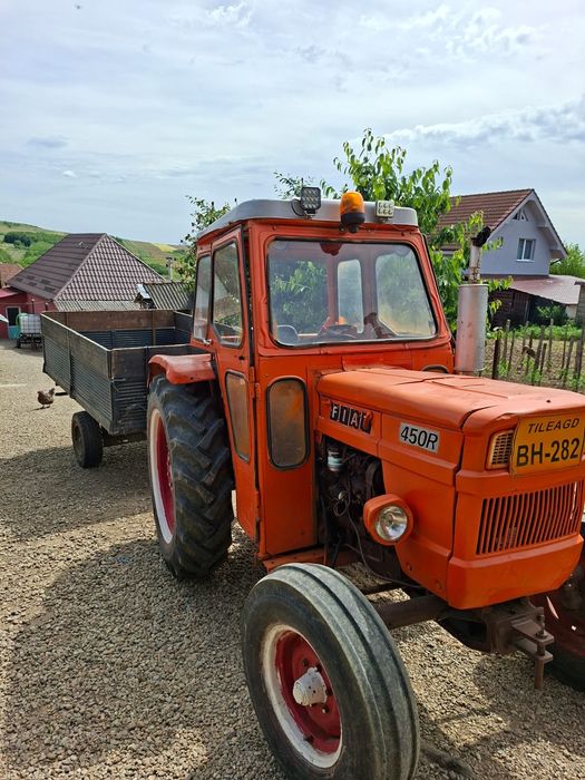 Vând tractor Fiat