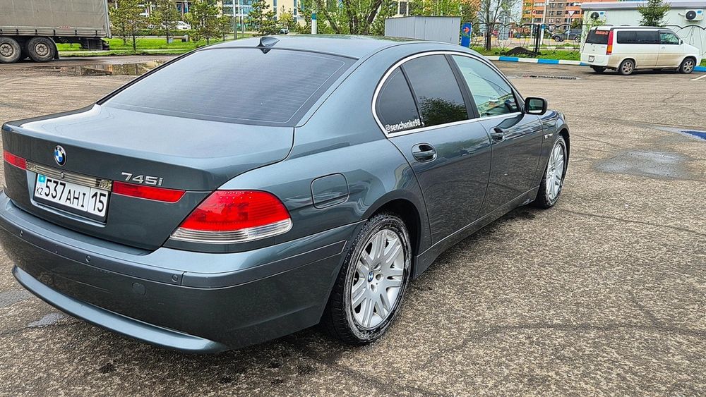 Bmw 745 в достойном состоянии