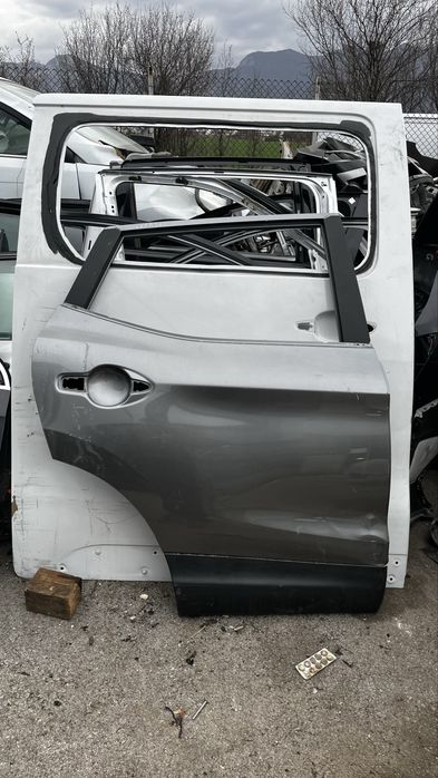 2 броя Nissan Qashqai J11 17- предна дясна врата и задна дясна
