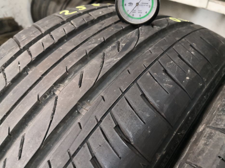 255 40 19 цола гуми като нови dot 23
