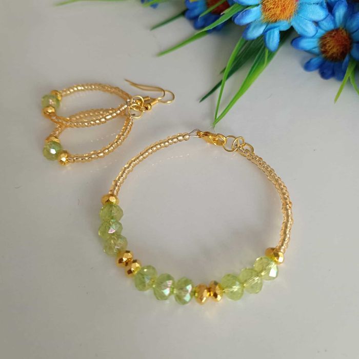 Ръчно изработени комплекти - гривна и обеци