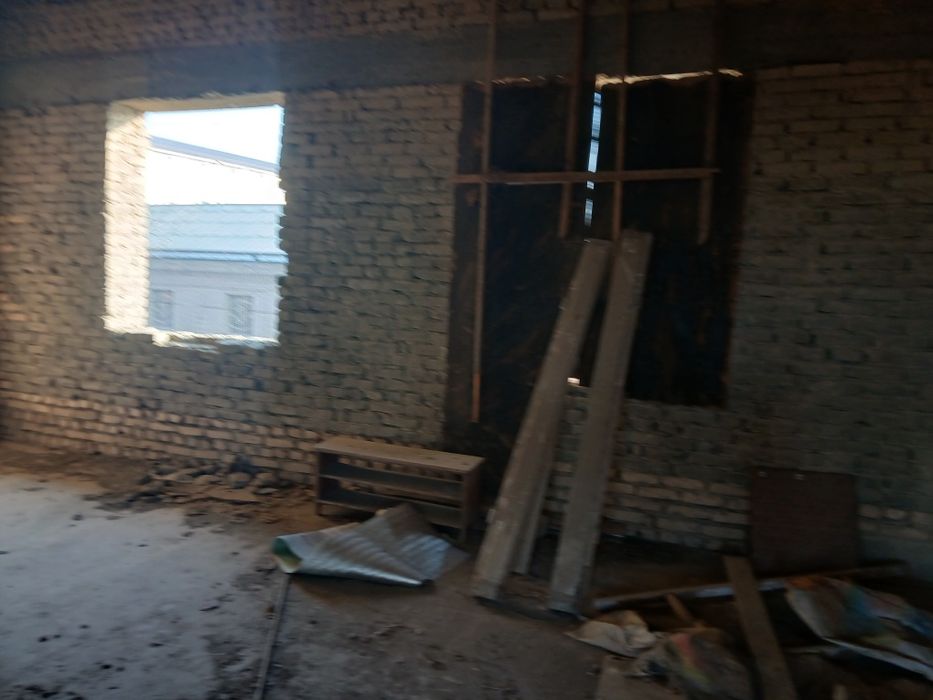 Жомбойдан срочни ховли сотилади