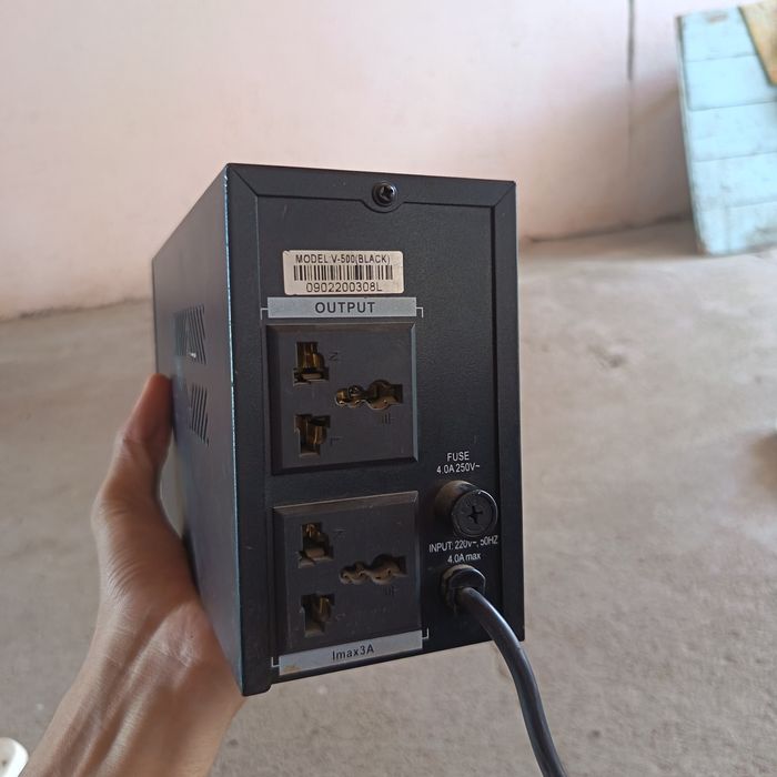 UPS SVC V-500 сатылады.
