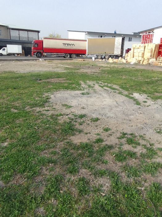 Mersedes Actros paravoz