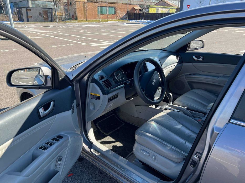 Hyundai Sonata 2008 — Automată, Diesel, ITP valabil 2027