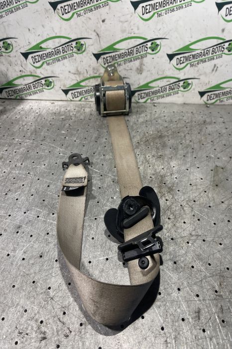 Centura siguranta fata stanga 610126300B BMW Seria 5 F10