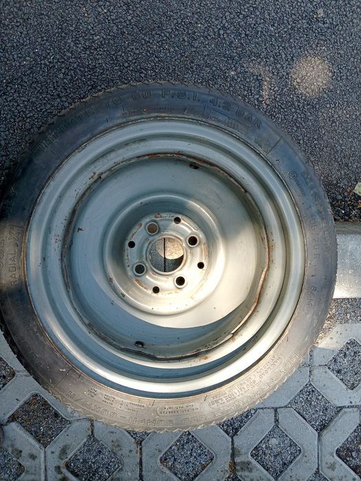 Патерица, резервна гума Мишелин 14 цола