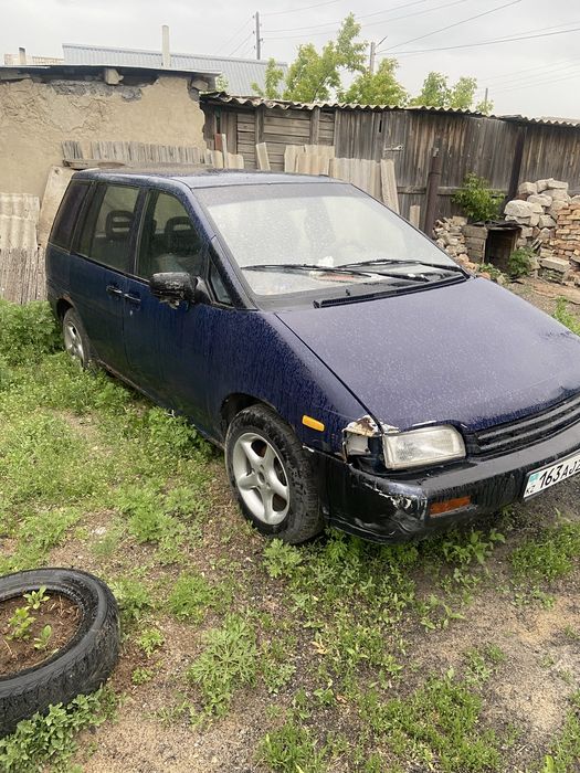 Nissan prairie nissan m11 на запчасти