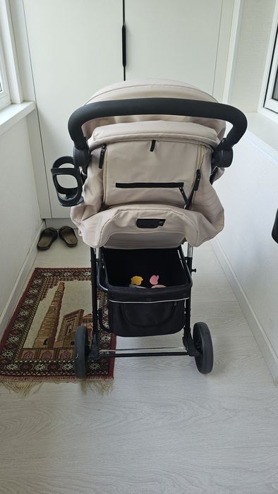 Продаётся прогулочная коляска Mow Baby Cross.