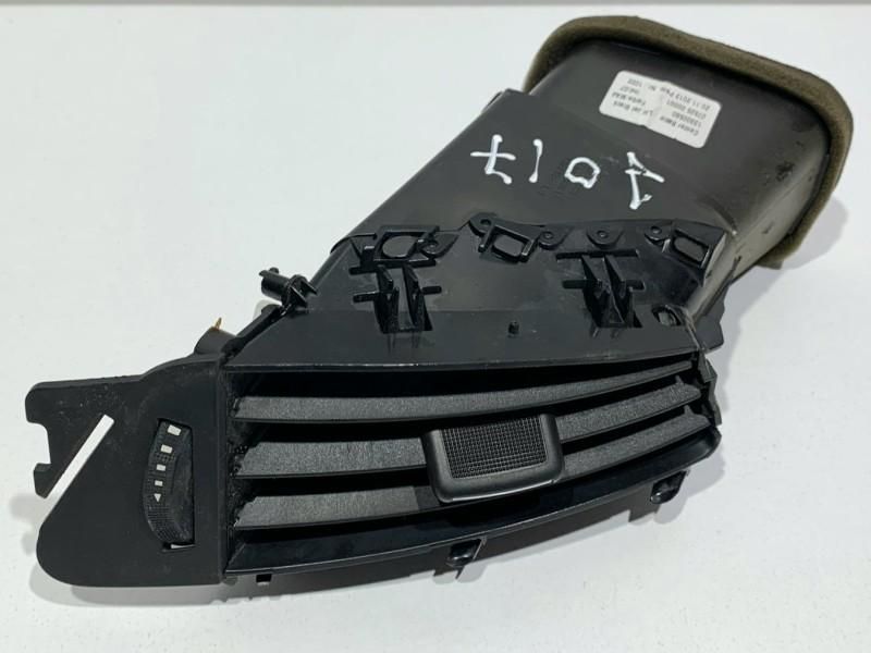 Grila ventilatie bord centrala stanga Opel Astra J facelift 13300560 H