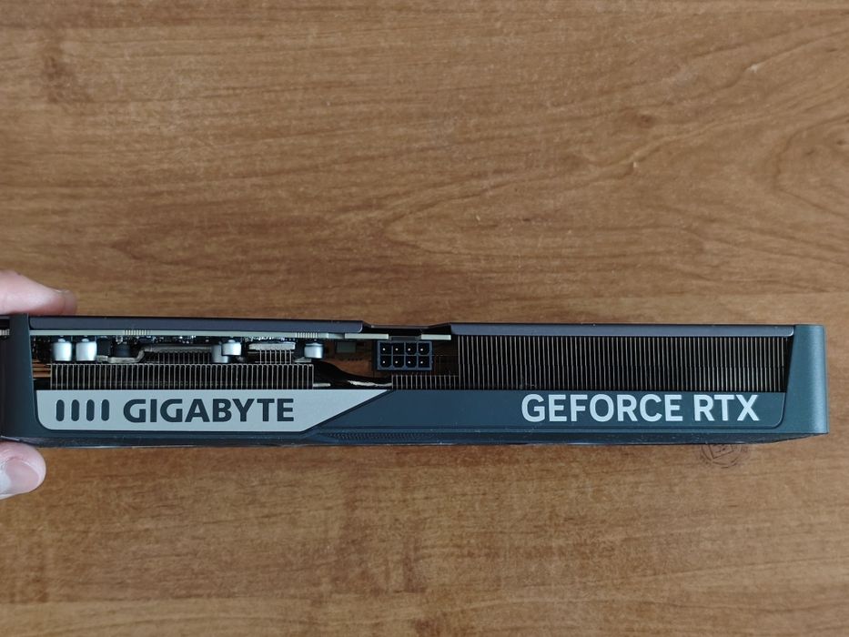 RTX 5060 ti gigabyte eagle max OC 16gb