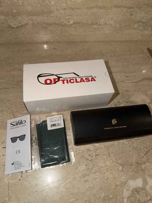 Очила David Beckham