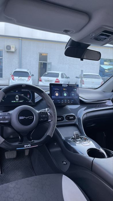 Byd E2.