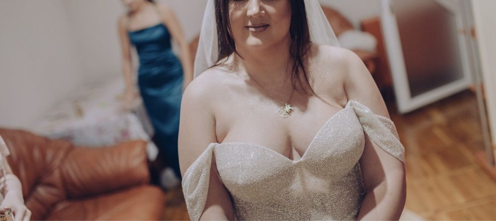 Vand rochie de mireasa HAZEL by Leen Dias