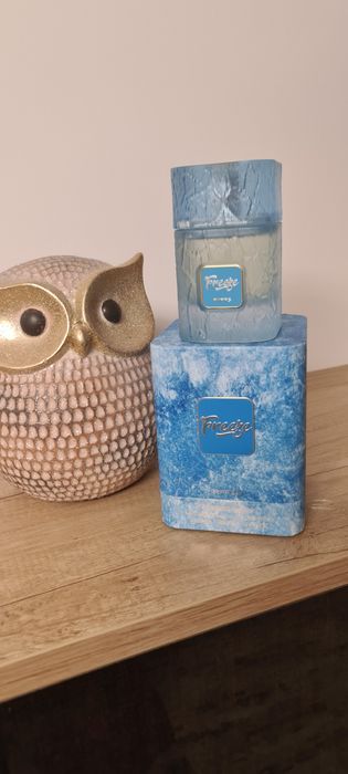 Vând parfum barbati