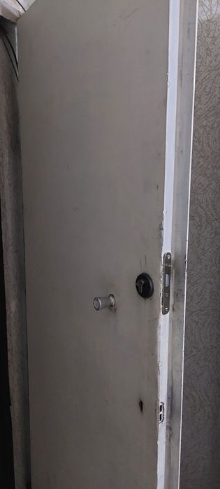 Продаются 2 двери